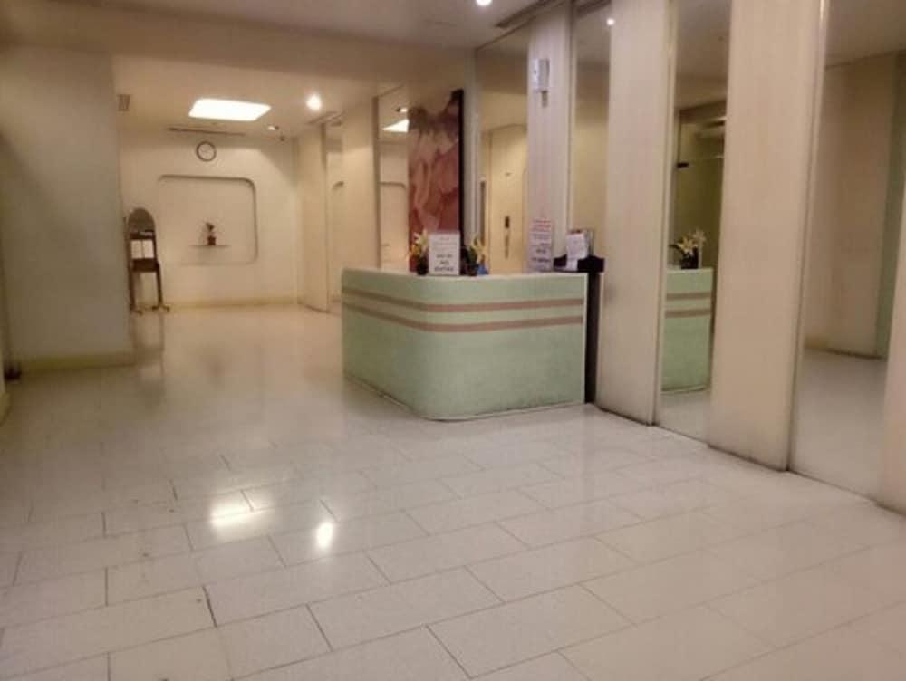 Dragonlink Suites Makati City Exterior photo
